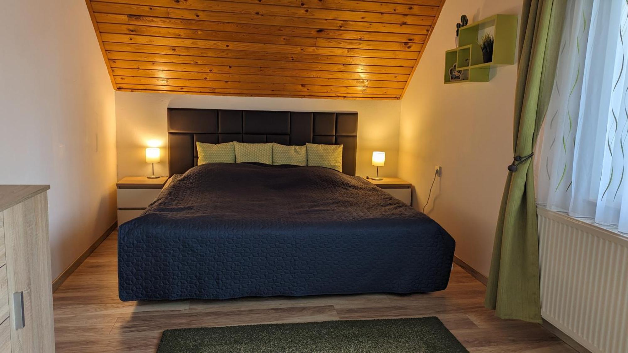 Virágos Apartman Balatonszárszó Exterior foto